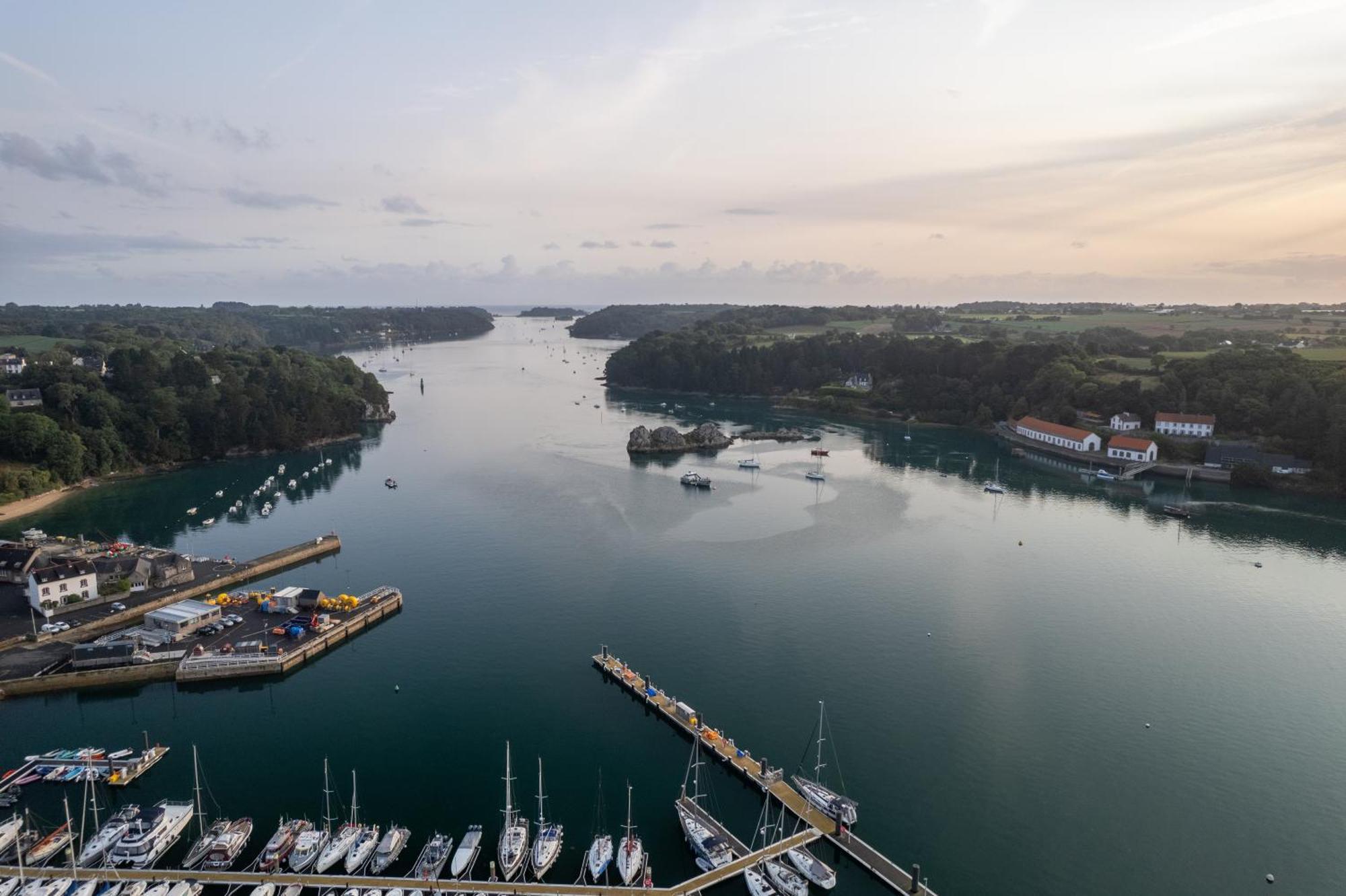 Gite De La Marina Dans La Presqu'Ile De Lezardrieux Екстер'єр фото