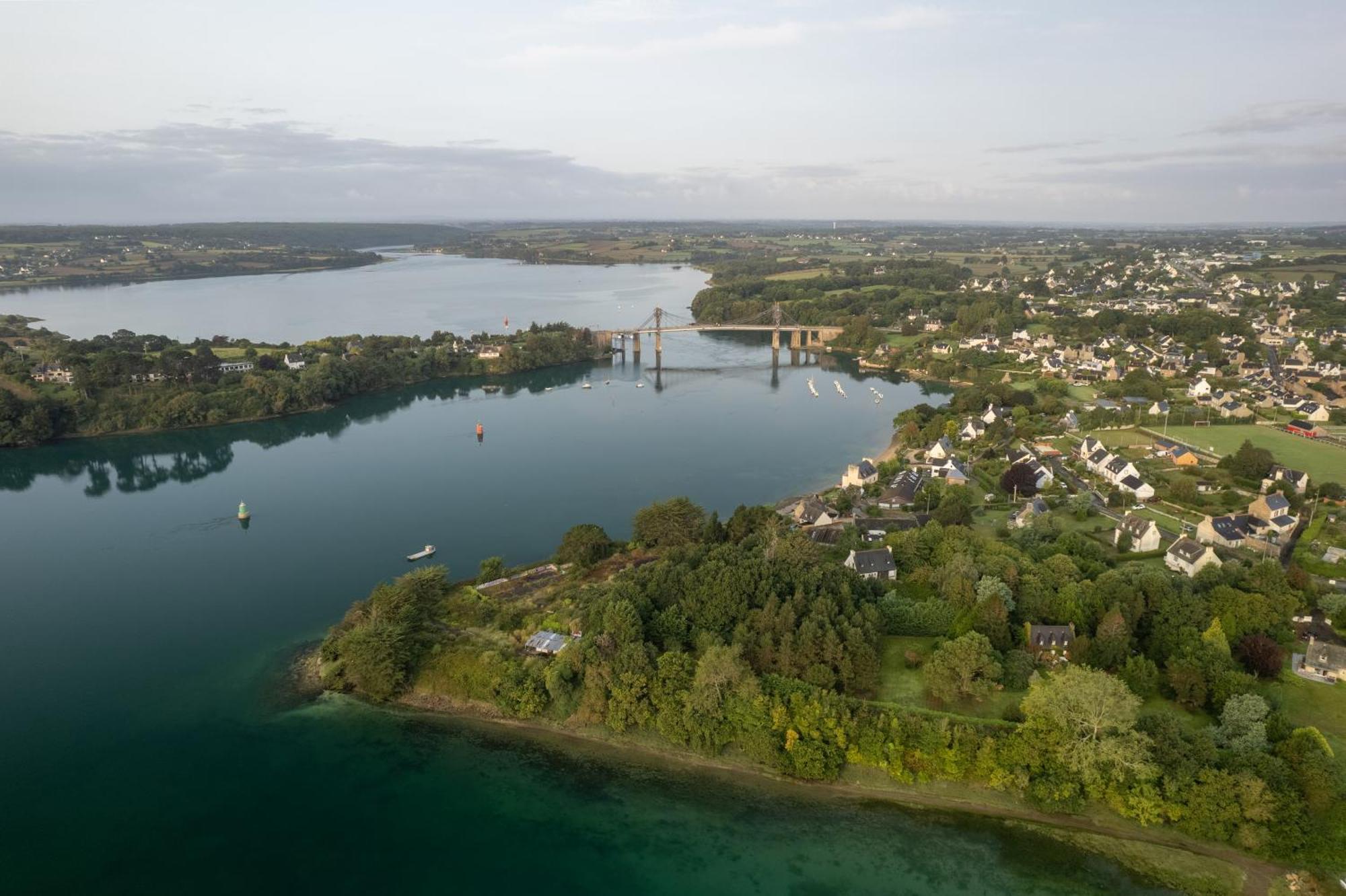 Gite De La Marina Dans La Presqu'Ile De Lezardrieux Екстер'єр фото